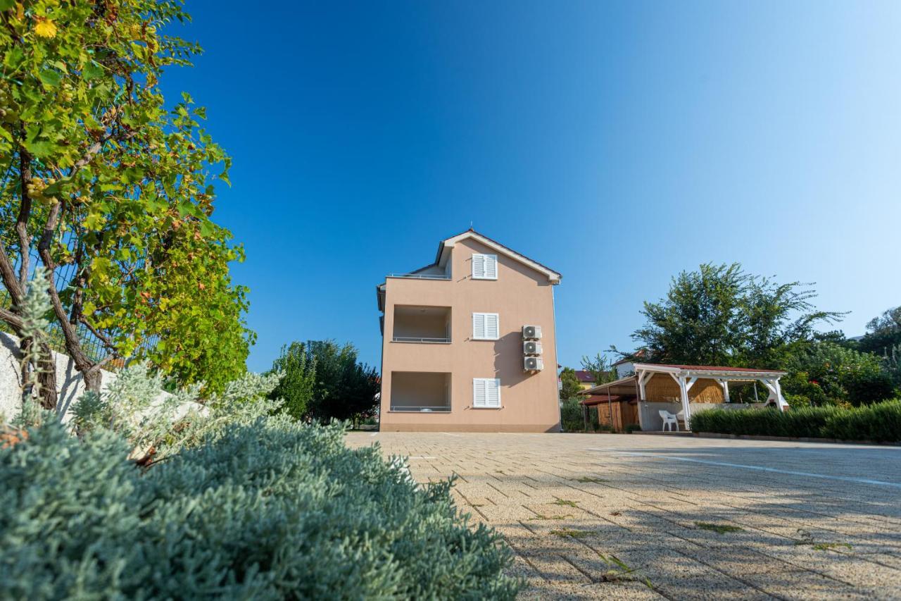Apartments Crnekovic Jasna Baška Esterno foto
