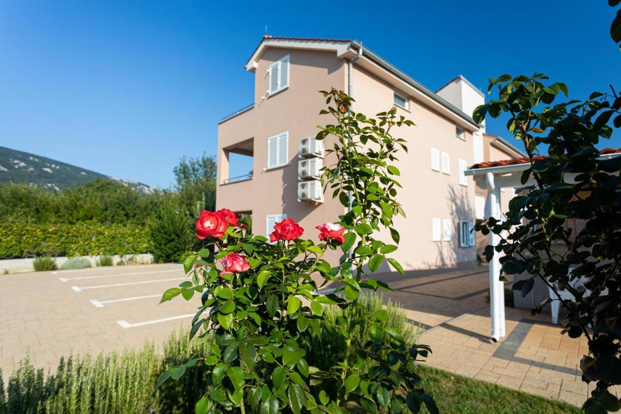 Apartments Crnekovic Jasna Baška Esterno foto