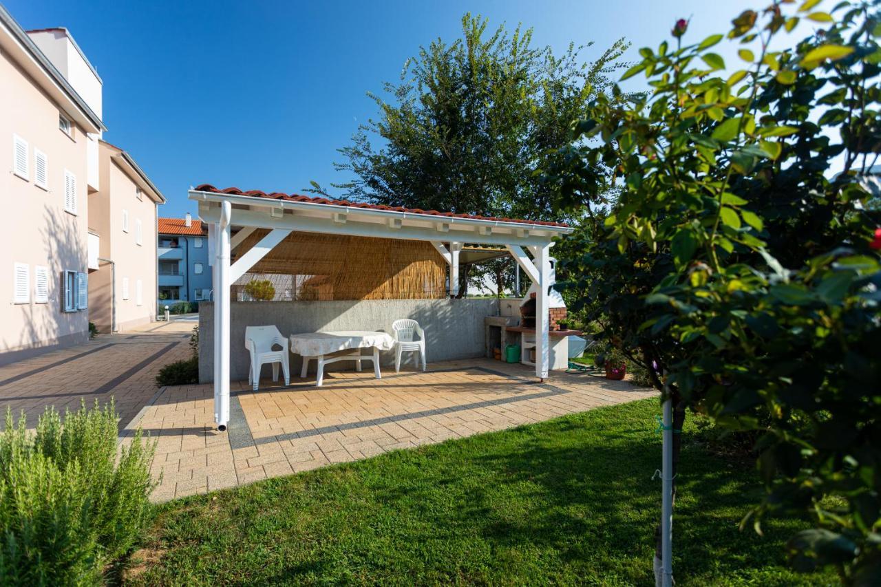 Apartments Crnekovic Jasna Baška Esterno foto