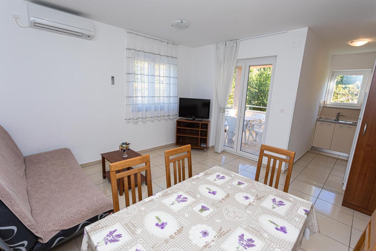Apartments Crnekovic Jasna Baška Esterno foto