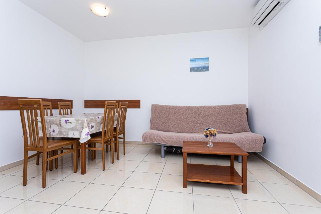 Apartments Crnekovic Jasna Baška Esterno foto
