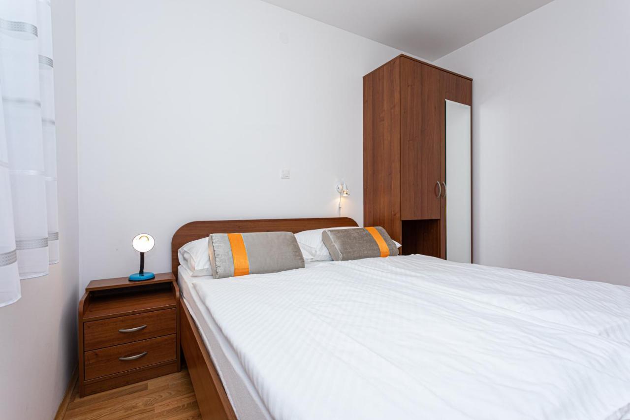 Apartments Crnekovic Jasna Baška Esterno foto