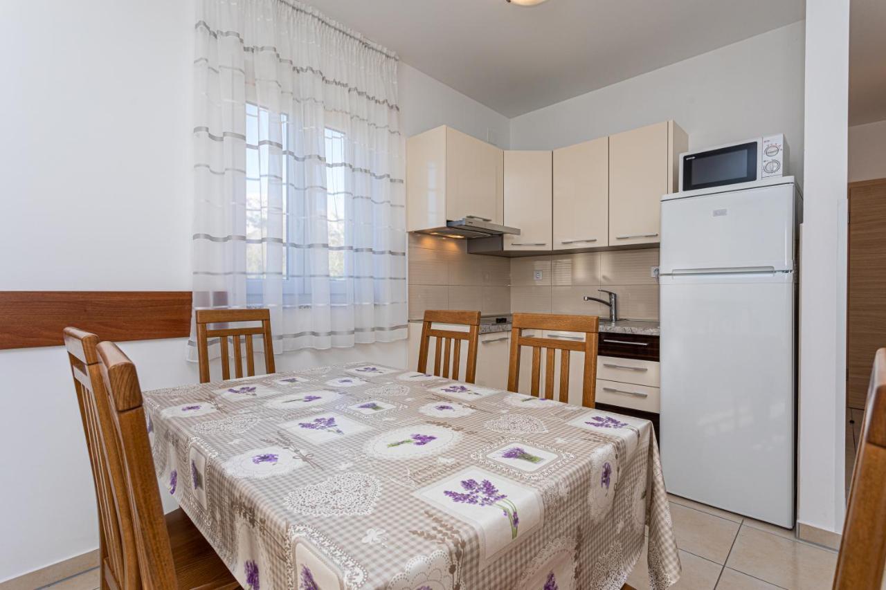 Apartments Crnekovic Jasna Baška Esterno foto