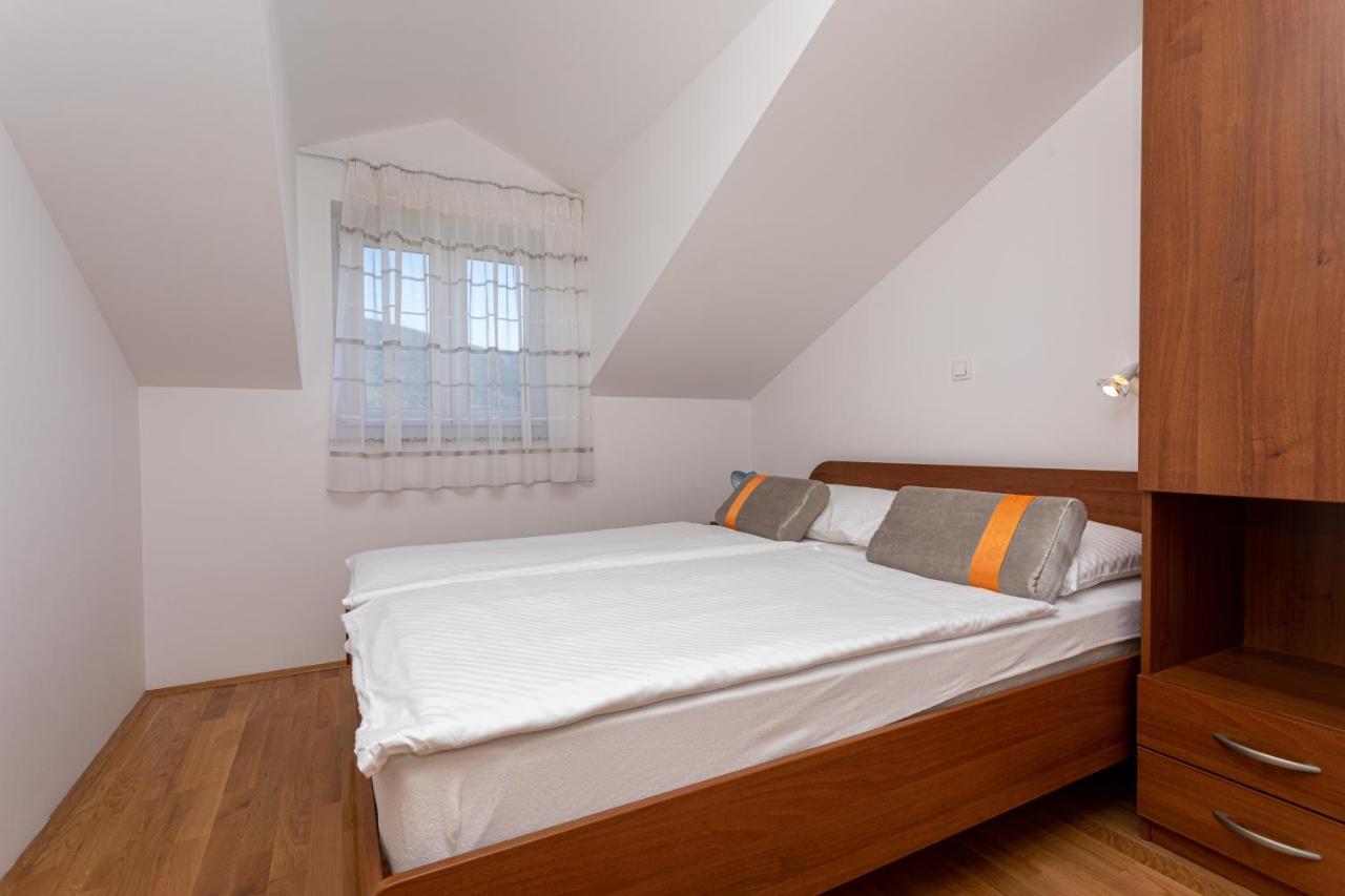 Apartments Crnekovic Jasna Baška Esterno foto