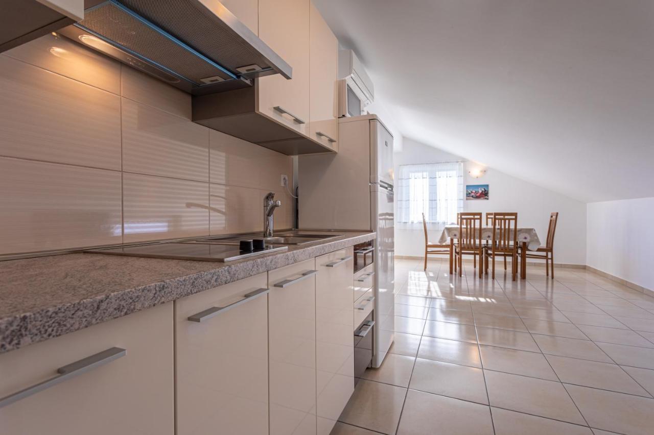 Apartments Crnekovic Jasna Baška Esterno foto